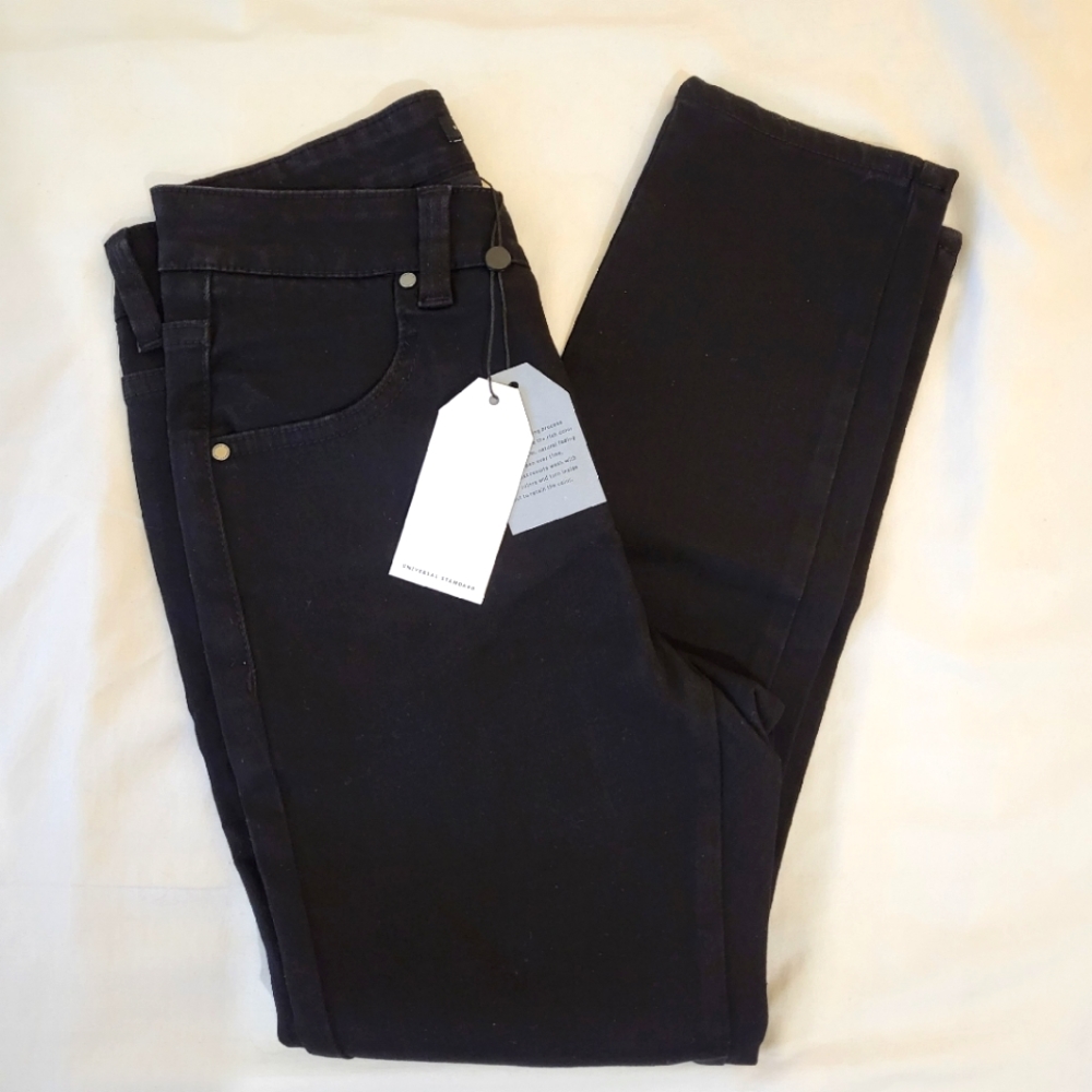 Universal Standard Seine High Rise cropped Skinny Jeans (Petite - Black)